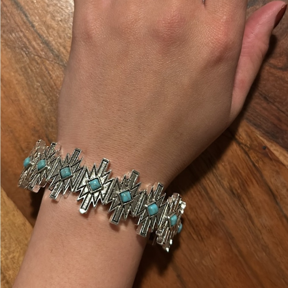 Bangle with turquoise - Picture 2 of 6